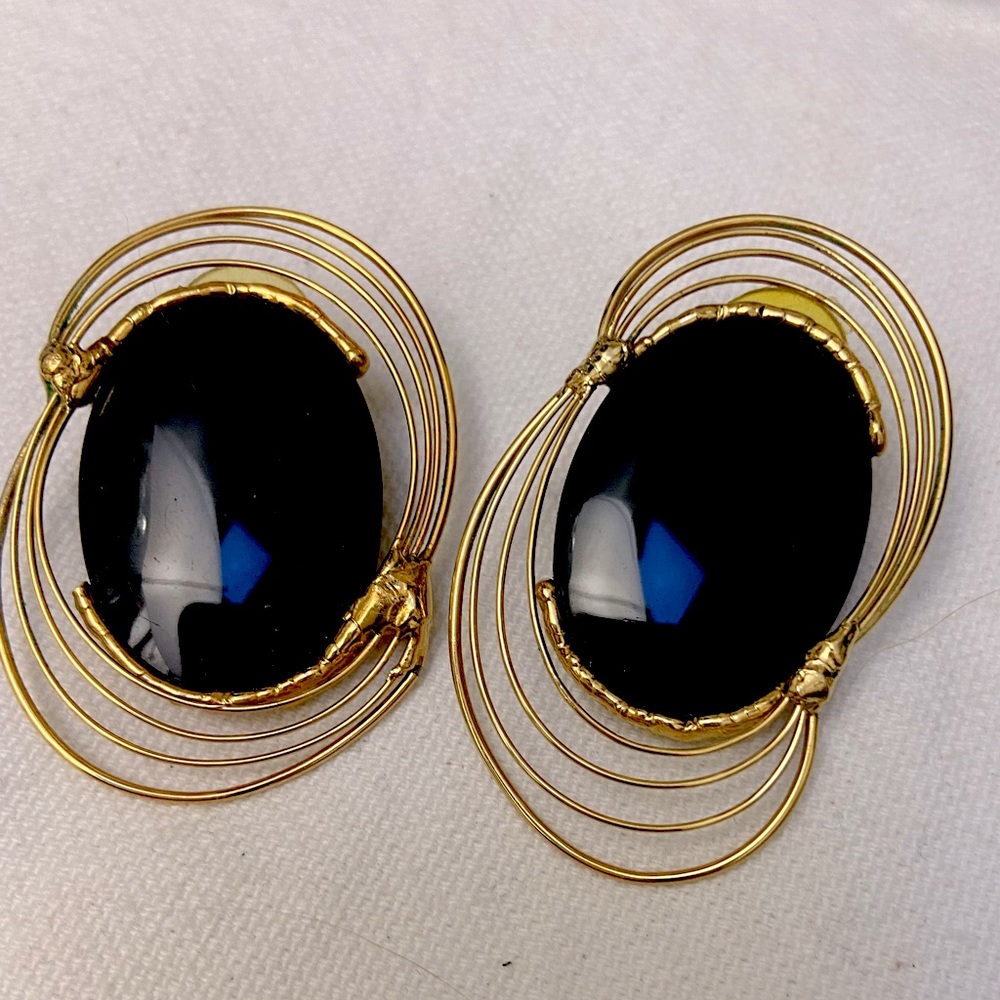Large Vintage 80s Black and Gold Wire Earrings